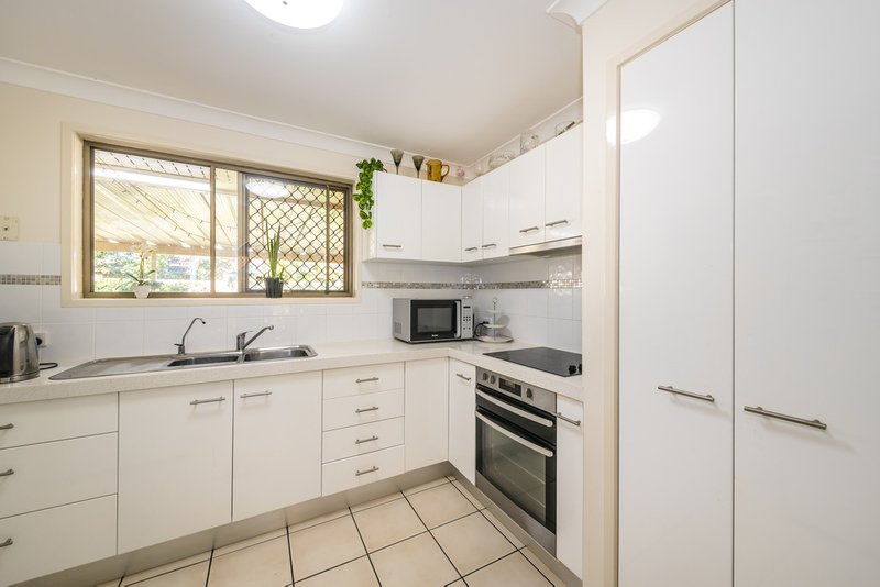 Photo - 21 Cosmos Avenue, Banksia Beach QLD 4507 - Image 3