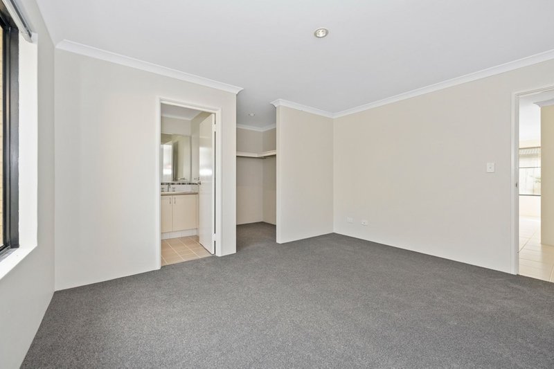 Photo - 21 Cossack Street, Baldivis WA 6171 - Image 10