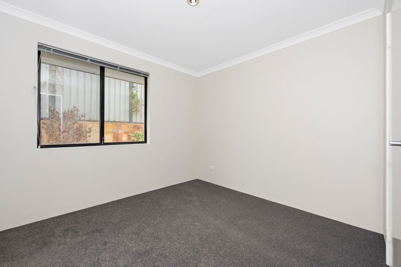 Photo - 21 Cossack Street, Baldivis WA 6171 - Image 13