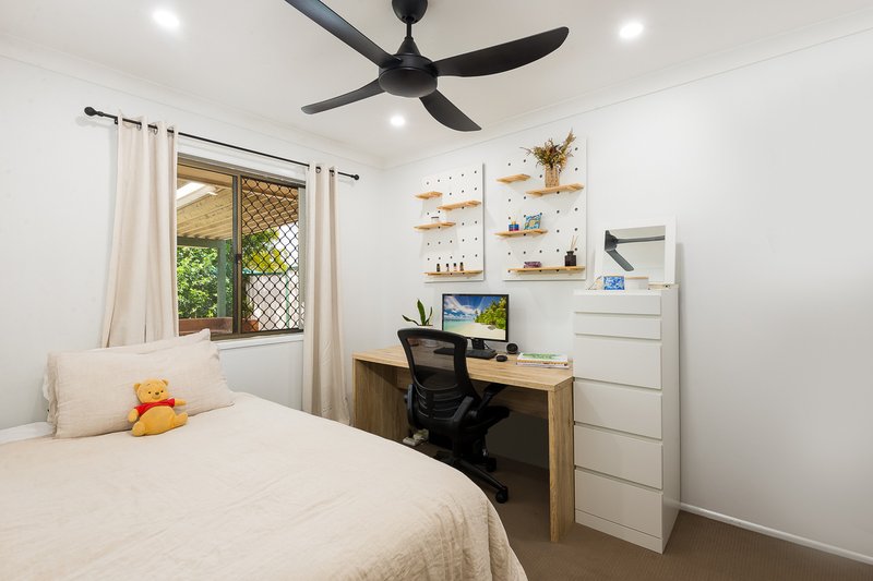 Photo - 21 Cosway Street, Hillcrest QLD 4118 - Image 7