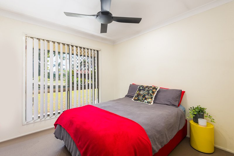 Photo - 21 Cosway Street, Hillcrest QLD 4118 - Image 8