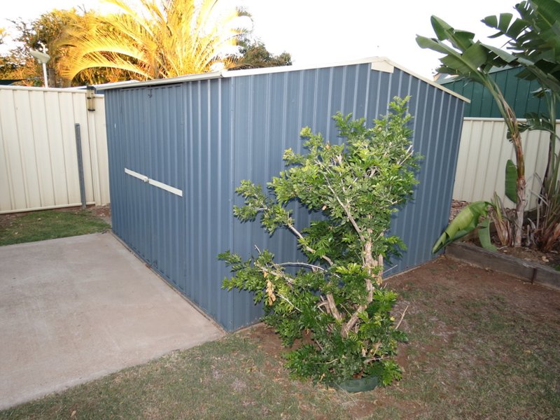 Photo - 21 Cowan Crescent, Emerald QLD 4720 - Image 13