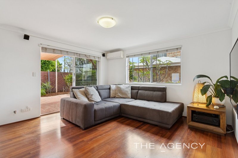 Photo - 2/1 Cowan Street, Alfred Cove WA 6154 - Image 4