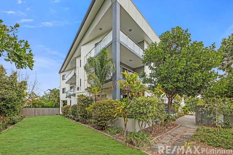 Photo - 2/1 Cowen Street, Margate QLD 4019 - Image 12