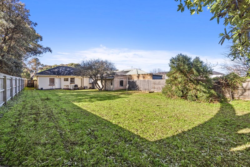 Photo - 21 Crawford Street, Cheltenham VIC 3192 - Image 13