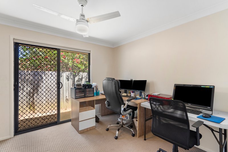 Photo - 21 Creswick Place, Bellbowrie QLD 4070 - Image 11