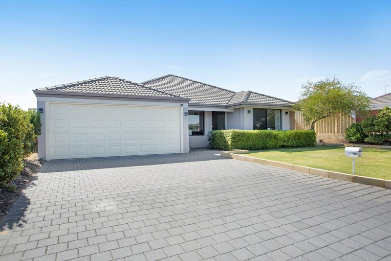 21 Crown Point Crescent, Butler WA 6036