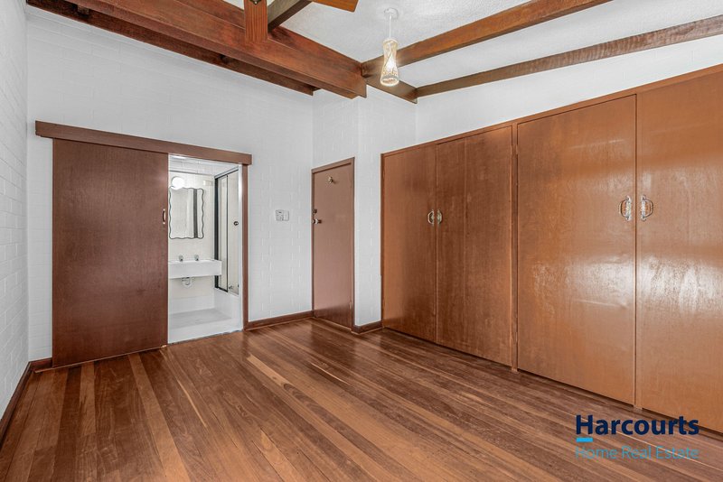 Photo - 21 Croyden Road, Roleystone WA 6111 - Image 15