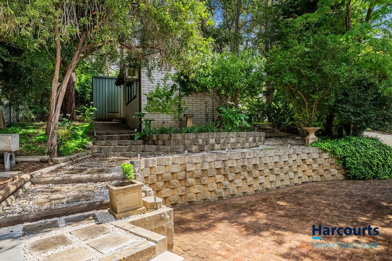 Photo - 21 Croyden Road, Roleystone WA 6111 - Image 28