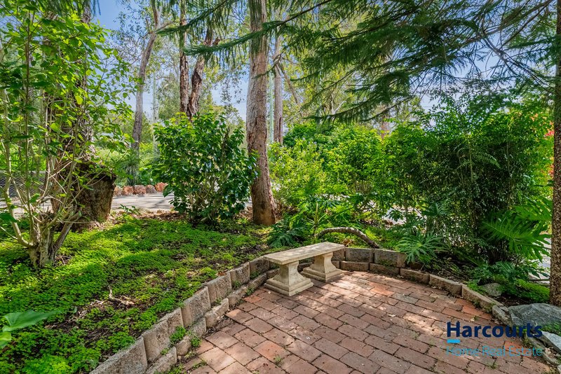 Photo - 21 Croyden Road, Roleystone WA 6111 - Image 32
