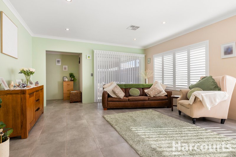 Photo - 21 Currawong Way, Erskine WA 6210 - Image 7