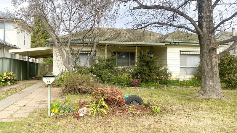 Photo - 21 Cutler Avenue, Kooringal NSW 2650 - Image 2