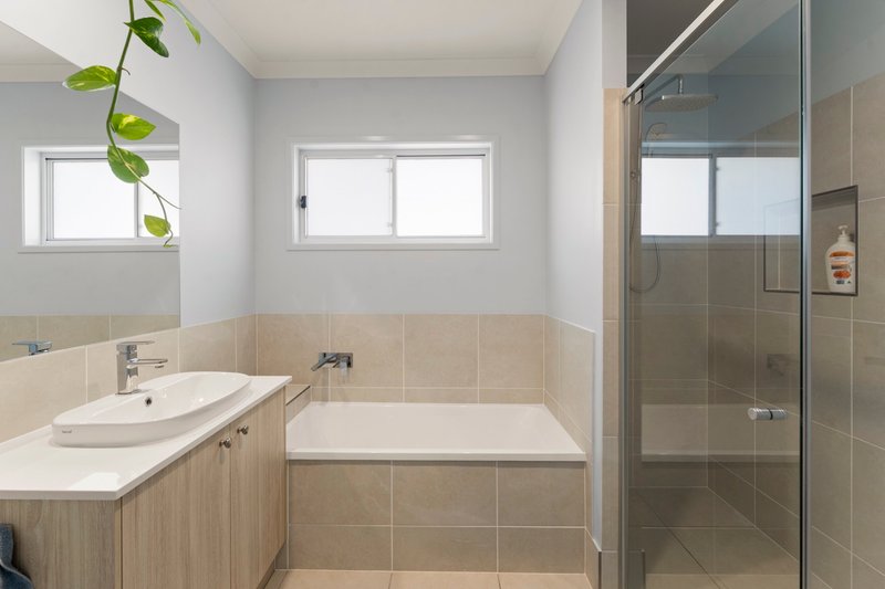 Photo - 21 Dajarra Street, Morayfield QLD 4506 - Image 13