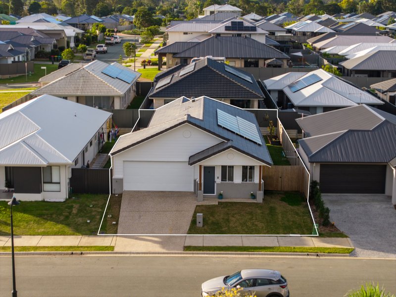 Photo - 21 Dajarra Street, Morayfield QLD 4506 - Image 16