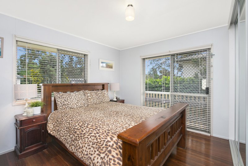 Photo - 21 Dampier Avenue, Eagleby QLD 4207 - Image 4