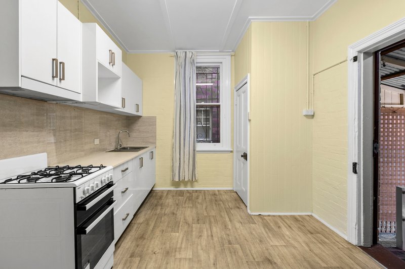 Photo - 21 Darley Road, Manly NSW 2095 - Image 2