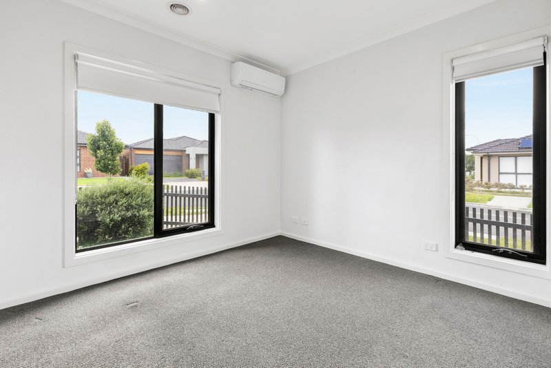 Photo - 21 Darling Street, Donnybrook VIC 3064 - Image 7