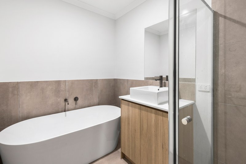 Photo - 21 Darling Street, Donnybrook VIC 3064 - Image 12