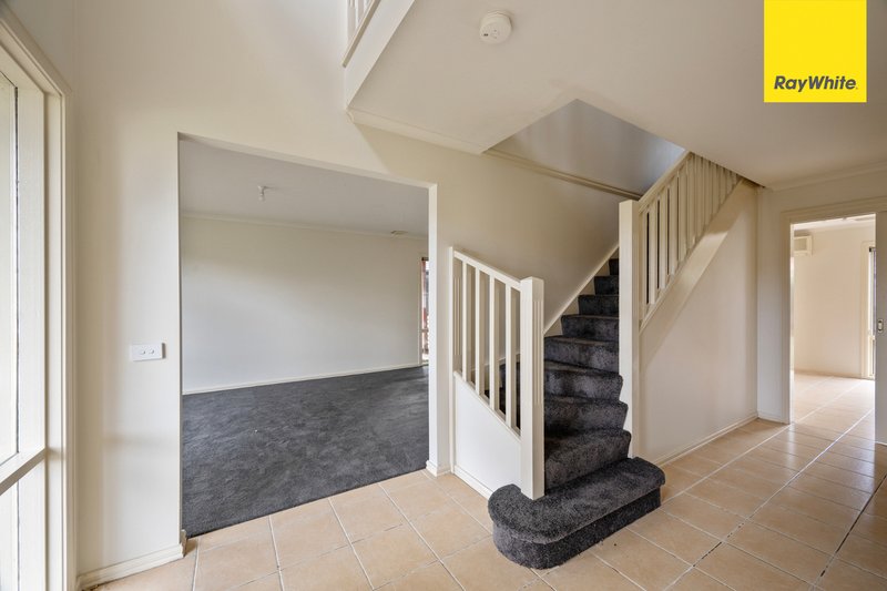 Photo - 21 Darlingsford Boulevard, Melton VIC 3337 - Image 2