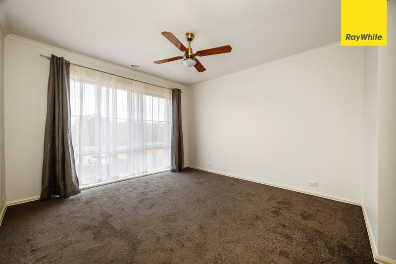 Photo - 21 Darlingsford Boulevard, Melton VIC 3337 - Image 12