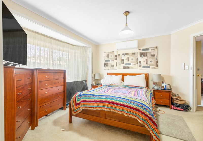 Photo - 21 De Castella Drive, Horsham VIC 3400 - Image 4