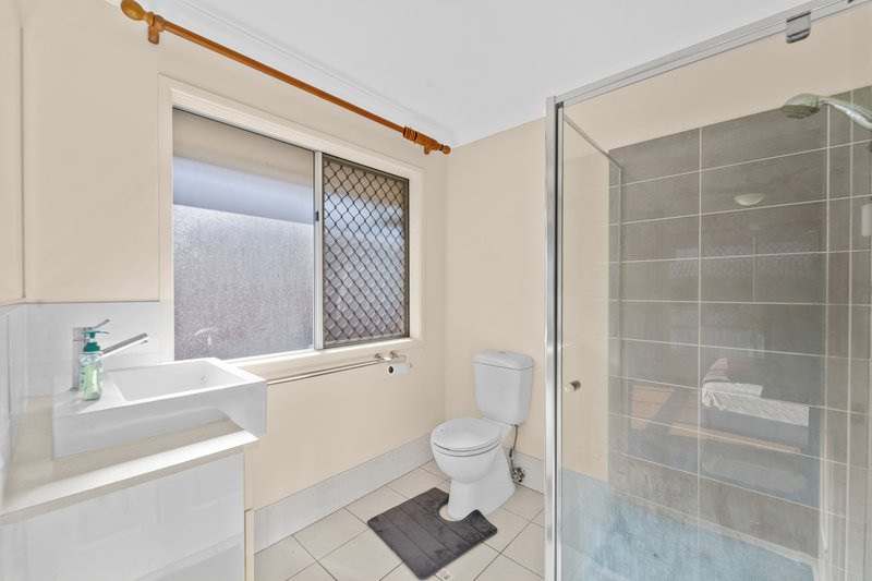 Photo - 21 De Luchi Street, Carseldine QLD 4034 - Image 8