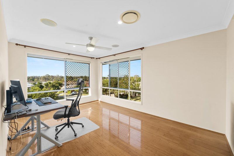 Photo - 21 De Luchi Street, Carseldine QLD 4034 - Image 9