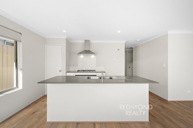 Photo - 21 Defender Way, Two Rocks WA 6037 - Image 3