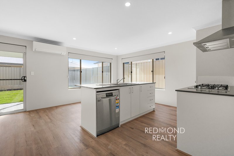 Photo - 21 Defender Way, Two Rocks WA 6037 - Image 7