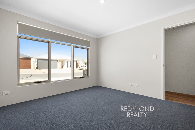 Photo - 21 Defender Way, Two Rocks WA 6037 - Image 10