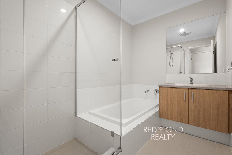 Photo - 21 Defender Way, Two Rocks WA 6037 - Image 18