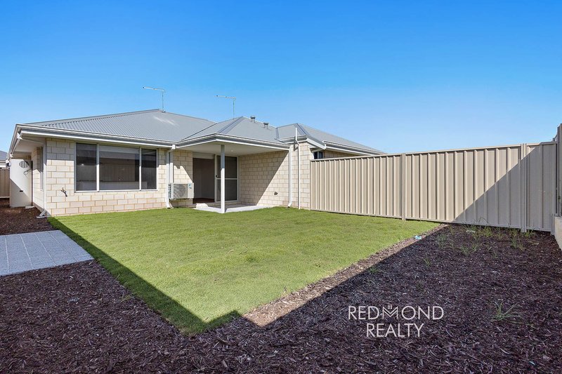 Photo - 21 Defender Way, Two Rocks WA 6037 - Image 21