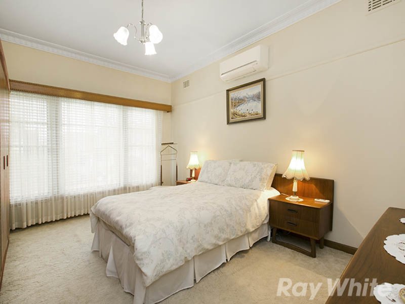 Photo - 21 Devon Street, Cheltenham VIC 3192 - Image 8