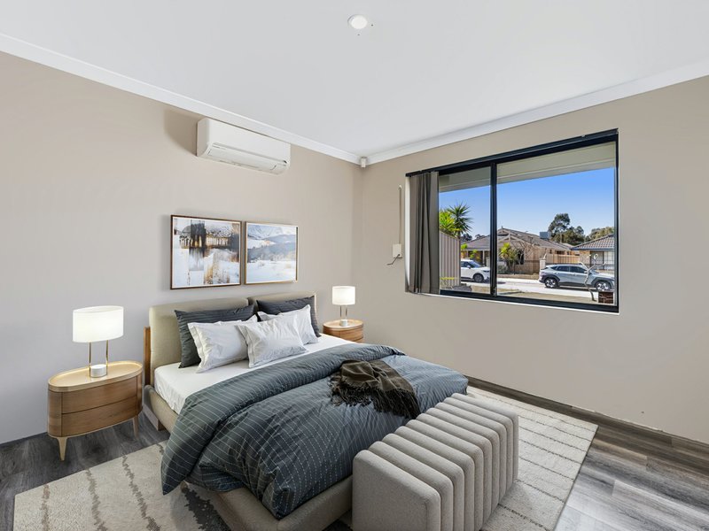 Photo - 21 Dewsbury Drive, Bertram WA 6167 - Image 3
