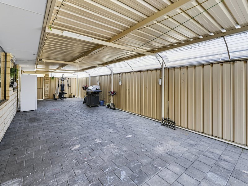 Photo - 21 Dewsbury Drive, Bertram WA 6167 - Image 11