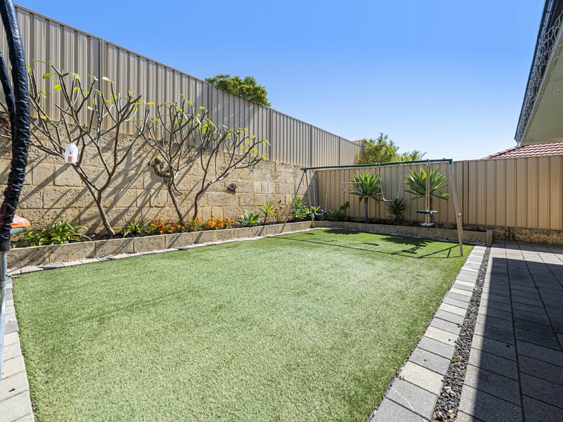 Photo - 21 Dewsbury Drive, Bertram WA 6167 - Image 12