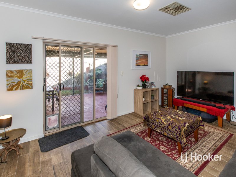 Photo - 2/1 Diarama Close, Araluen NT 0870 - Image 6