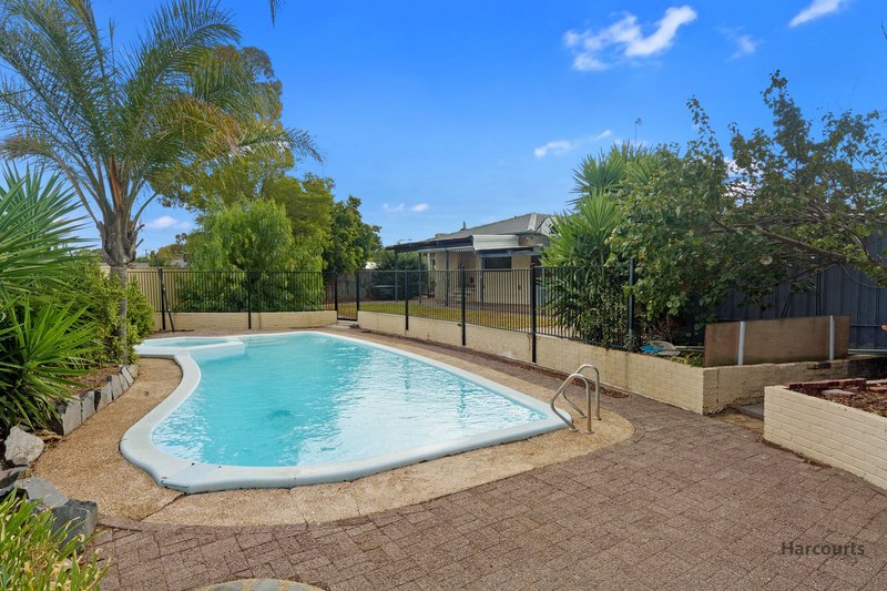 21 Dominic Crescent, Morphett Vale SA 5162