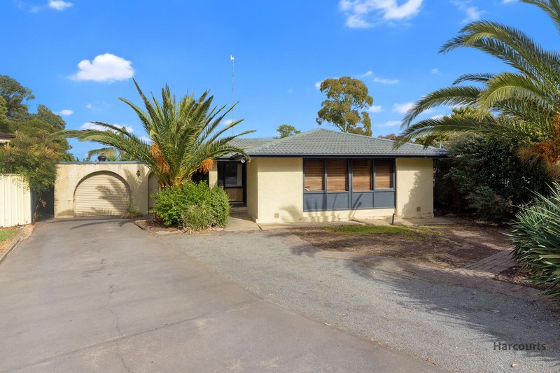 Photo - 21 Dominic Crescent, Morphett Vale SA 5162 - Image 2