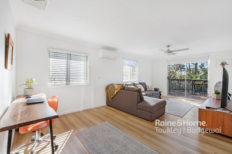 Photo - 21 Donald Avenue, Kanwal NSW 2259 - Image 7