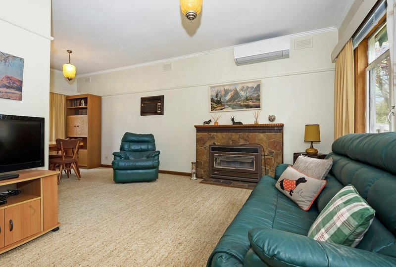 Photo - 21 Donald Street, Blackburn South VIC 3130 - Image 3