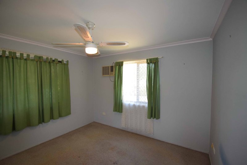 Photo - 21 Down Street, Esk QLD 4312 - Image 8