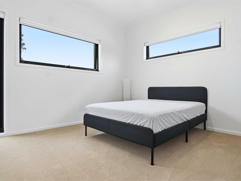 Photo - 21 Drummond Circuit, Springvale South VIC 3172 - Image 9