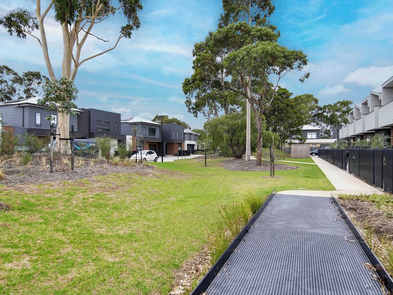 Photo - 21 Drummond Circuit, Springvale South VIC 3172 - Image 12