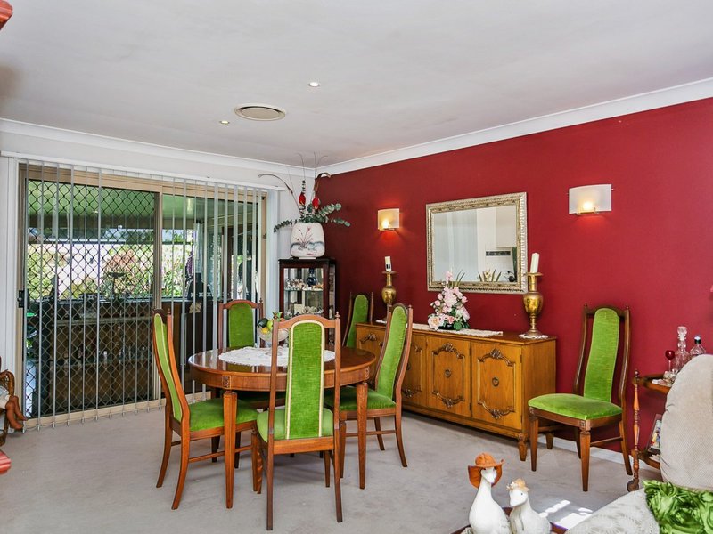 Photo - 21 Dunlin Drive, Burleigh Waters QLD 4220 - Image 7