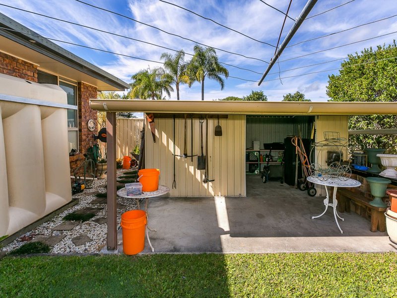 Photo - 21 Dunlin Drive, Burleigh Waters QLD 4220 - Image 22
