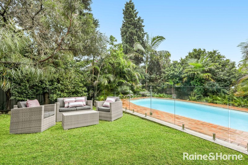 Photo - 21 Earlwood Crescent, Bardwell Park NSW 2207 - Image 8