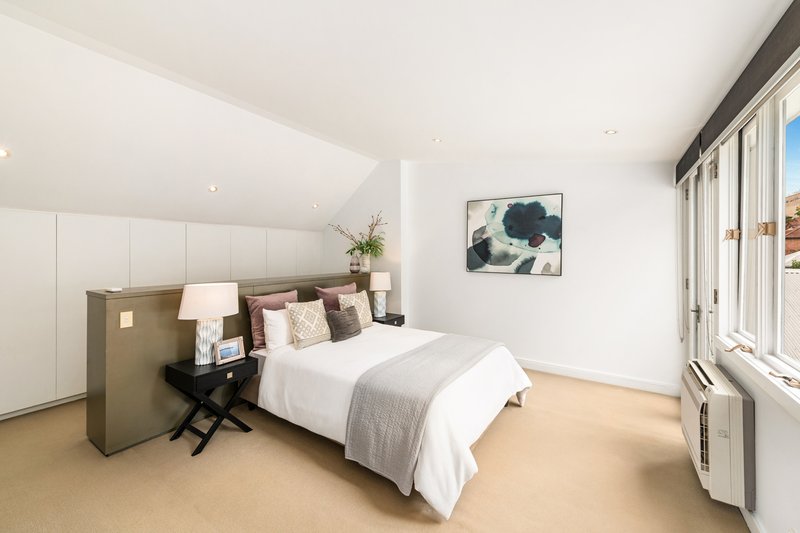 Photo - 21 Edward Street, North Sydney NSW 2060 - Image 5