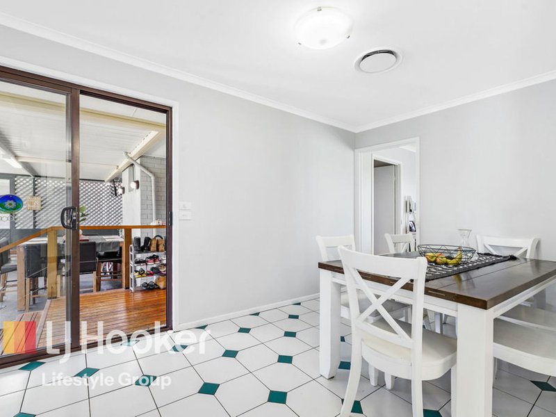 Photo - 21 Edward Street, The Oaks NSW 2570 - Image 5