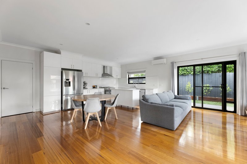 Photo - 21 Eisenhower Street, Reservoir VIC 3073 - Image 4